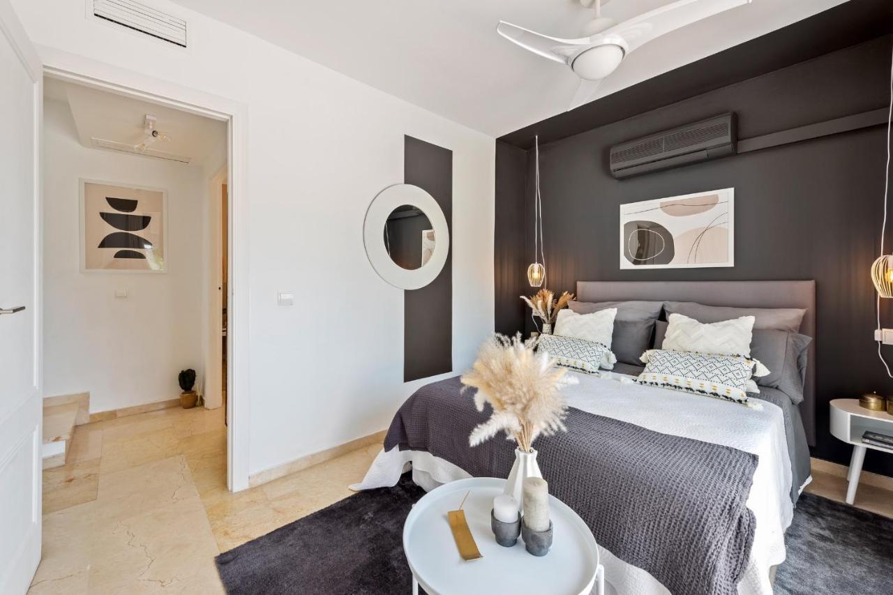 에스테포나 Cozy Townhouse Selwo 빌라 외부 사진